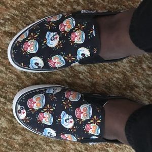 Skull slide on canvas shoes